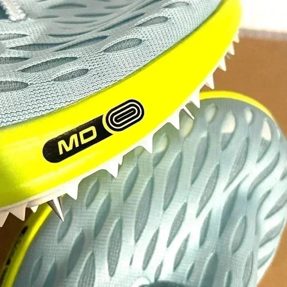 Brooks ELMN8 M8 W9.5 Unisex Running Shoe Blue Glow/Nightlife/Red (1000431D467) - Picture 14 of 16